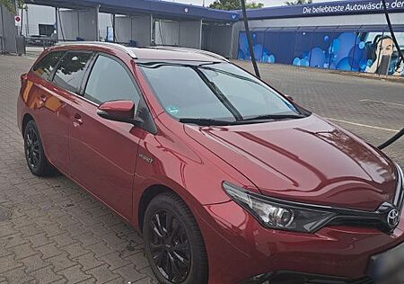 Toyota Auris Touring Sports Touring S. Hybrid 1,8-l...