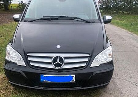 Mercedes-Benz Viano 2.2 CDI 4MATIC AMBIENTE kompakt AMBIENTE