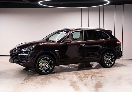 Porsche Cayenne S E-Hybrid