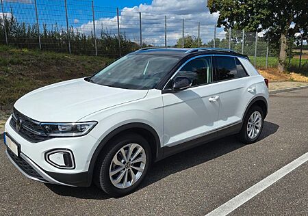 VW T-Roc Volkswagen 1.5 TSI OPF DSG Style AHK, NAV, Bu-Paket