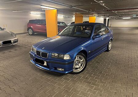 BMW M3 Limousine 3.2L 321 PS Top Zustand!!!