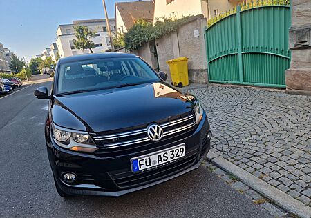 VW Tiguan Volkswagen 2.0 TDI 4MOT BMotion Tech Track & Fie...