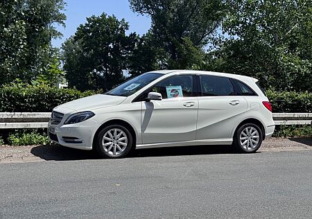 Mercedes-Benz B 180 - top gepflegt