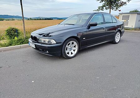 BMW 520i -