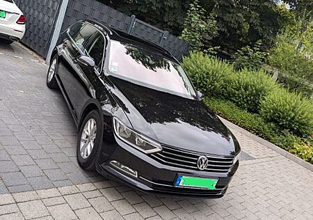 VW Passat Variant Volkswagen 2.0 TDI Comfortline Variant C...