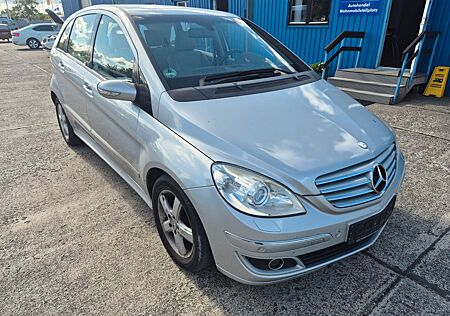 Mercedes-Benz B 200 NAVI XENON PDC