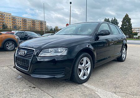 Audi A3 Sportback 1.6 Attraction Klima