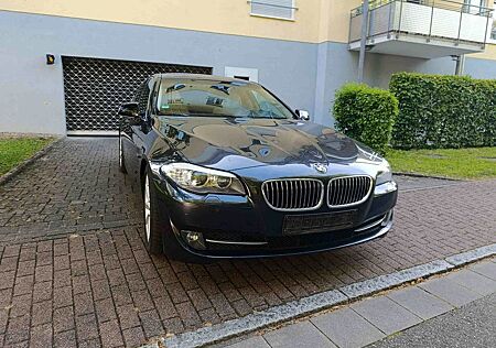 BMW 528i