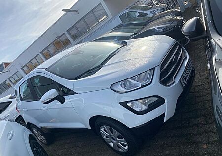 Ford EcoSport Cool & Connect