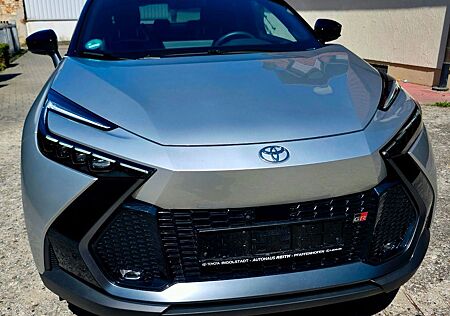 Toyota C-HR 2.0-l-VVT-i PHEV GR SPORT Premiere GR S...
