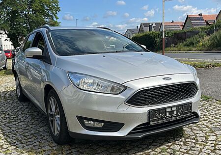 Ford Focus Turnier Trend *Lenkrad/Sitz-heizung