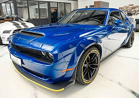 Dodge Challenger 5,7 V8 HEMI WIDEBODY