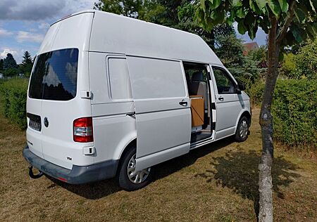 VW T5 Transporter Volkswagen / Camper