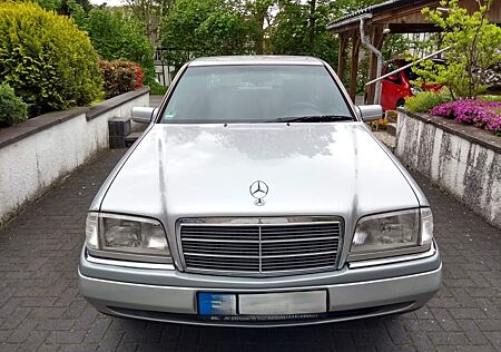 Mercedes-Benz C 180 ELEGANCE