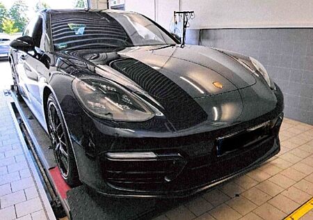 Porsche Panamera GTS Sport Turismo+Pano+HUD+Alu 21"+SCP+
