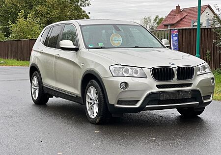 BMW X3 xDrive20d"AUTOMATIK"LEDER"PANORAMA"
