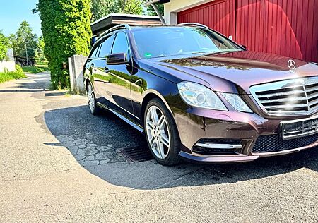 Mercedes-Benz E 500 4MATIC T BlueEFFICIENCY AVANTGARDE AVA...