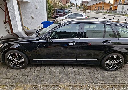 Mercedes-Benz C 180 C-Klasse T CGI Navi AHK AMG Edition C