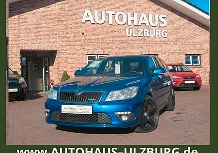 Skoda Octavia Combi 2.0 TDI RS Klimaaut/Xenon/SHZ/LMF!