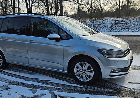 VW Touran Volkswagen Highline BMT/Start-Stopp