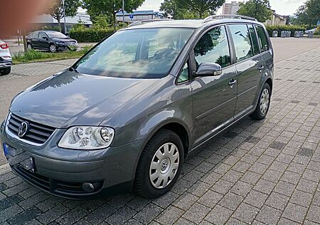 VW Touran Volkswagen 2.0 TDI DSG DPF Trendline Trendline