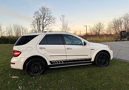 Mercedes-Benz ML 63 AMG 4MATIC AMG