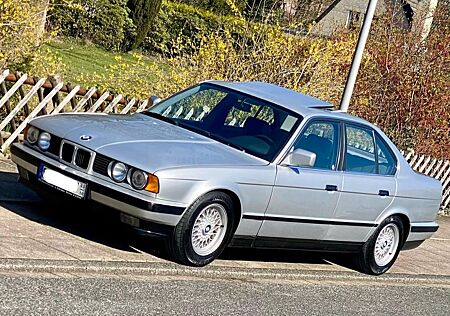 BMW 525i E34 3HAND OLDTIMER BBS KREUZSPEICHEN SERVO
