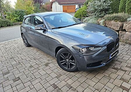 BMW 114i - mit AluFelgen, sehr schön und sauber