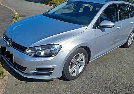 VW Golf Volkswagen 1.6 TDI BlueMotion Comfortline Variant ...