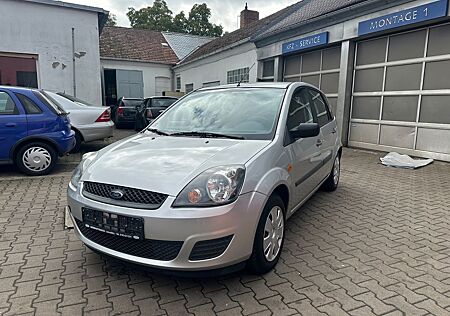 Ford Fiesta Fun X/8Fach/Klima/TÜV