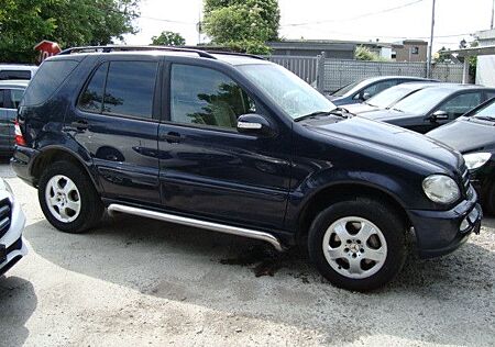 Mercedes-Benz ML 320 LEDER NAVI