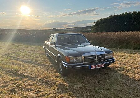 Mercedes-Benz 280 SE 3. Hand