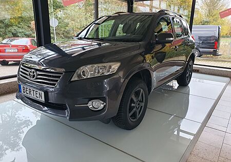Toyota RAV 4 RAV4 2,2ltr. D, 4x4, SH, Alu, AHK, Allwetterrei
