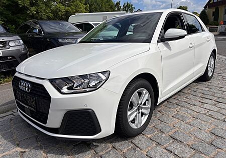 Audi A1 30 TFSI S Tronic Sportback Smartphone Interfa