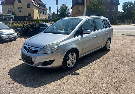 Opel Zafira B Edition