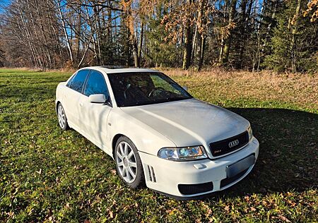 Audi S4 A4 RS4 2.7 quattro Umbau 420 PS RNS-E TAUSCH
