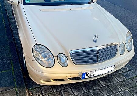 Mercedes-Benz E 220 CDI CLASSIC Classic