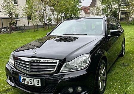 Mercedes-Benz C 180 CDI T BlueEFFICIENCY - W204 CarPlay