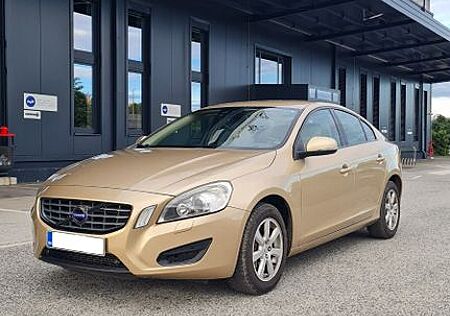 Volvo S60 gebraucht kaufen Volvo S60 2.0T Summum / Leder / BiXenon