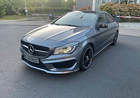 Mercedes-Benz CLA 180 AMG-LINE/PANO/NAVI/KAMERA/LED/ALCANTARA