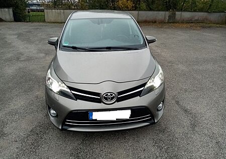 Toyota Verso 1.6l D-4D Start/Stop Life 5-Sitzer Life