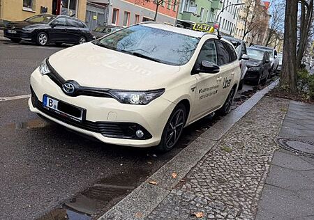 Toyota Auris Touring Sports Touring Team D [TAXI]
