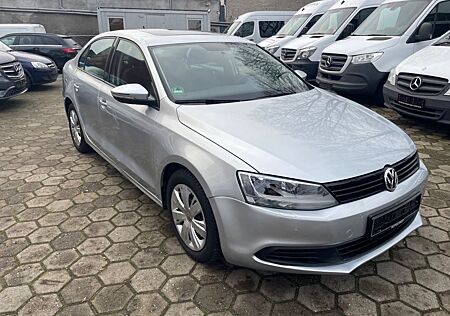 VW Jetta Volkswagen V1 Limousine Klima 46350 KM TÜV NEU