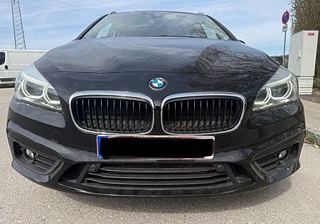 BMW 220 Baureihe 2 Active Tourer 220 d Automatik