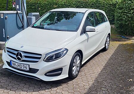 Mercedes-Benz B 180 d -