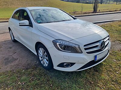Mercedes-Benz A 180 LED*NAVI*Bi-XENON*Teil Lede*Sensors