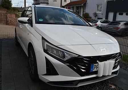 Hyundai i20 1.0 T-GDI 88kW Hybrid DCT Prime Prime