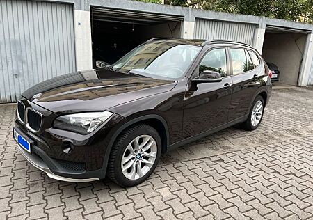 BMW X1 sDrive18i - 2015 - 107tkm-Allwetter-Gepflegt