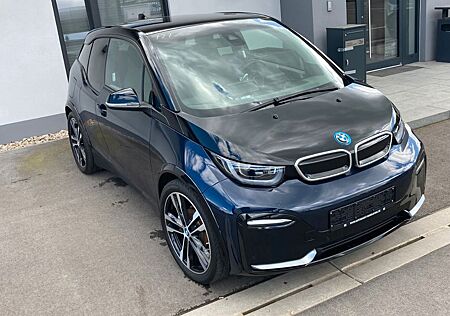 BMW i3s (großer Akku), 185 PS/ AHK/ viel Ausstattung