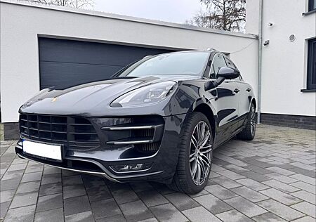 Porsche Macan Turbo